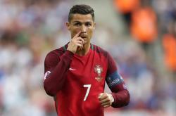 开云官方app入口-独柱擎天，辛纳何以扛起全队，让年终总决赛的胜利如此唯一？