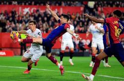 开云体育APP下载-巴塞罗那客场不敌对手，失去积分