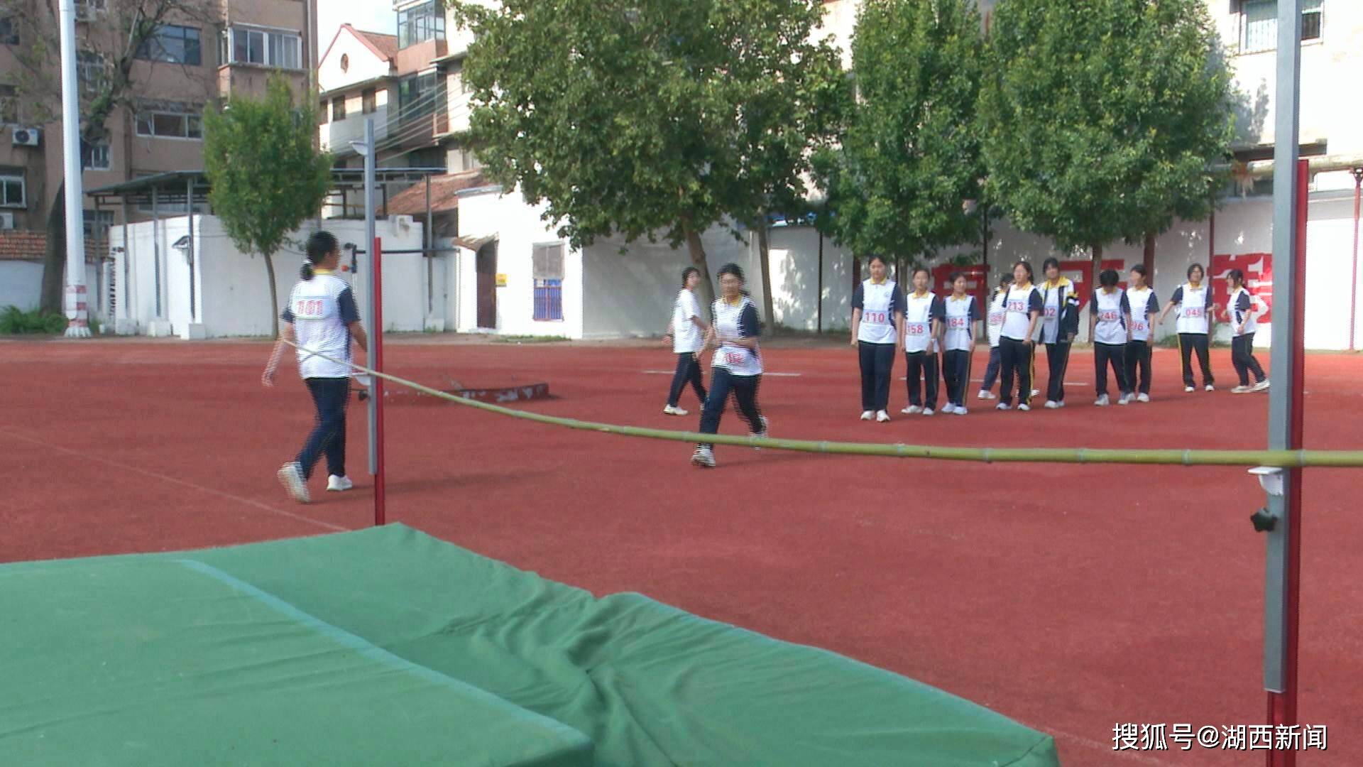 瑞典田径冠军马不停蹄，再添笑脸