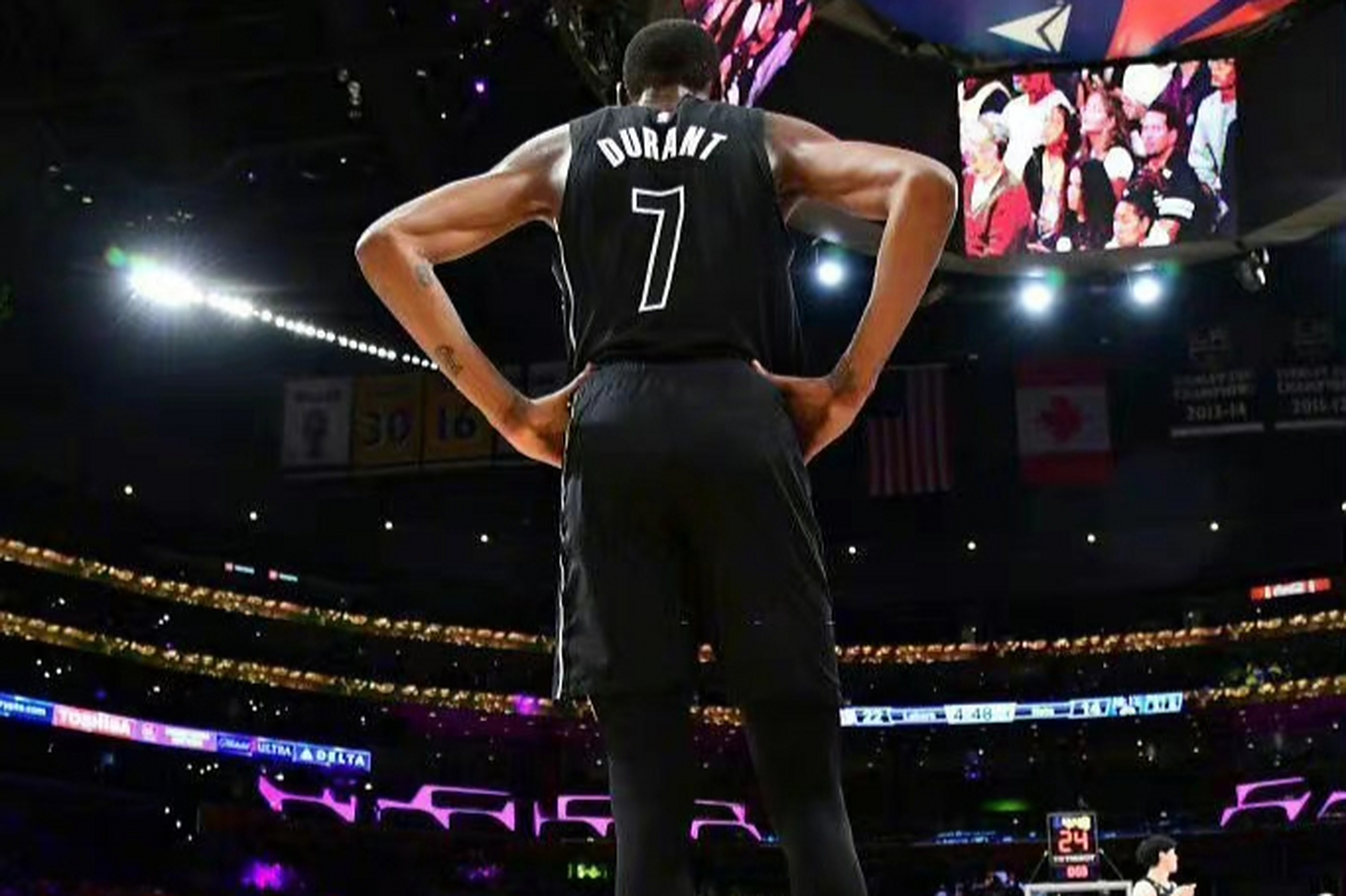 篮网大胜步行者,杜兰特领军全面发挥 篮网大胜步行者,杜兰特领军全面发挥