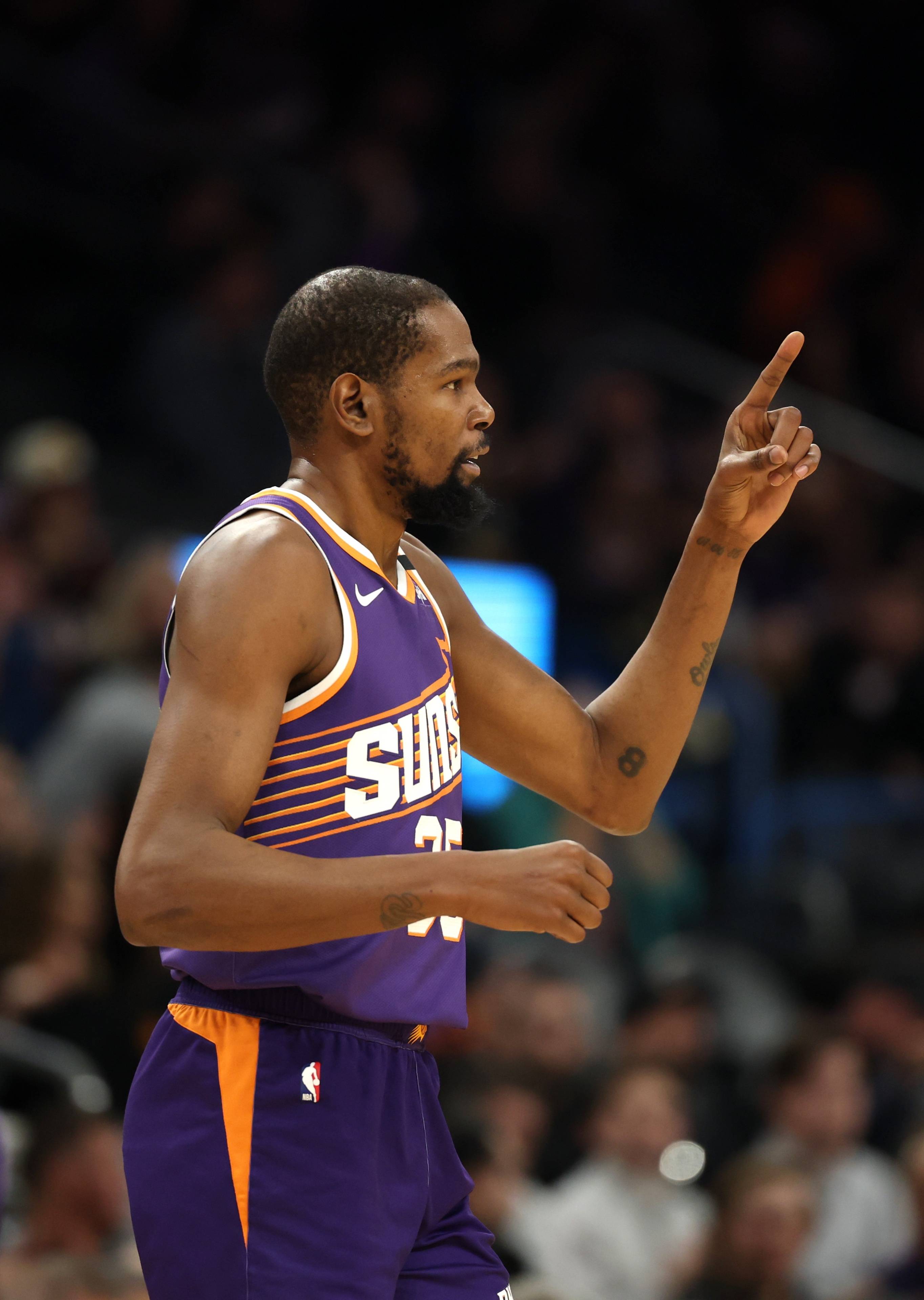 篮网大胜步行者,杜兰特领军全面发挥 篮网大胜步行者,杜兰特领军全面发挥