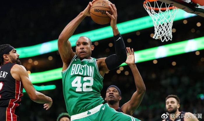 关于逆袭传奇！新科王者登顶绿军再创奇迹的信息