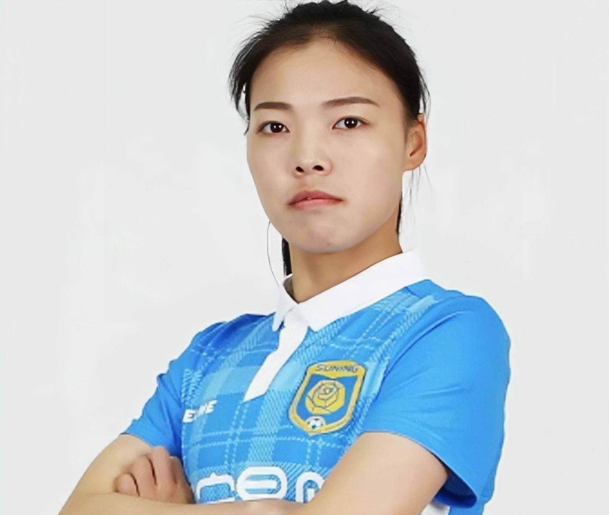 妙手回春!中国女足重返强者榜首 妙手回春!中国女足重返强者榜首