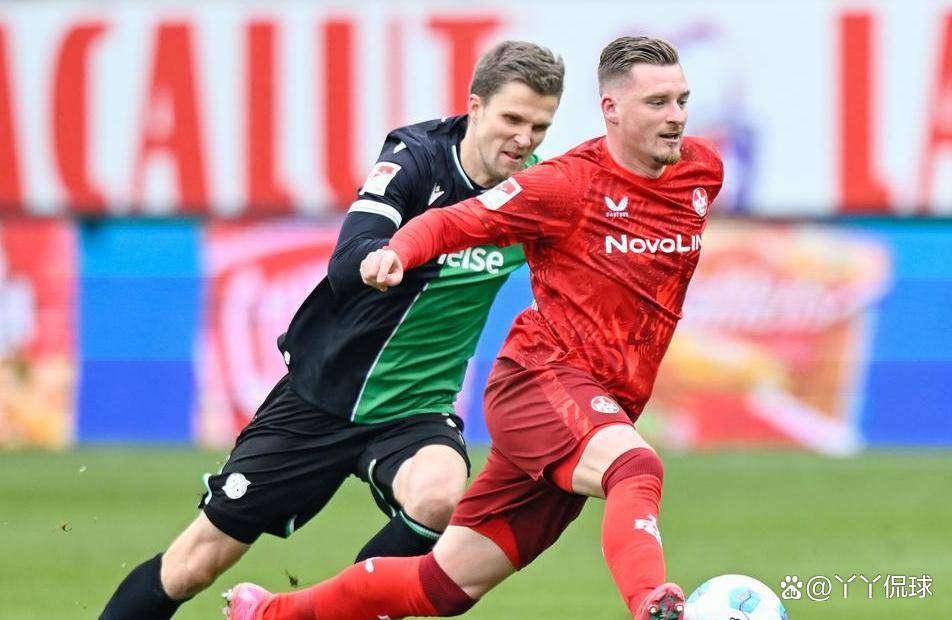 纽伦堡主场一球小胜凯泽斯劳滕，助力保级
