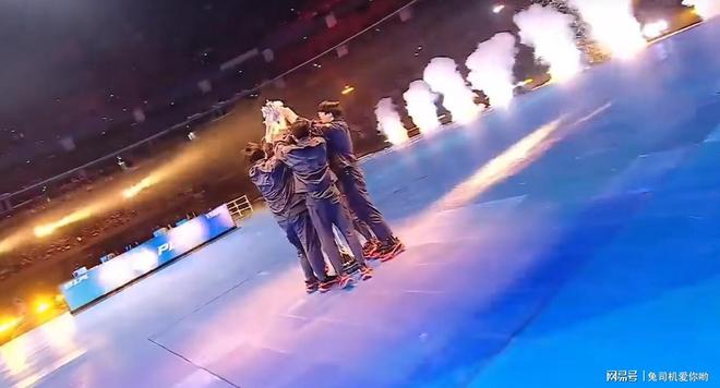 NS力克HKA,Elk线上压制力十足顶尖较量入围赛,让粉丝疯狂欢呼 NS力克HKA,Elk线上压制力十足顶尖较量入围赛,让粉丝疯狂欢呼