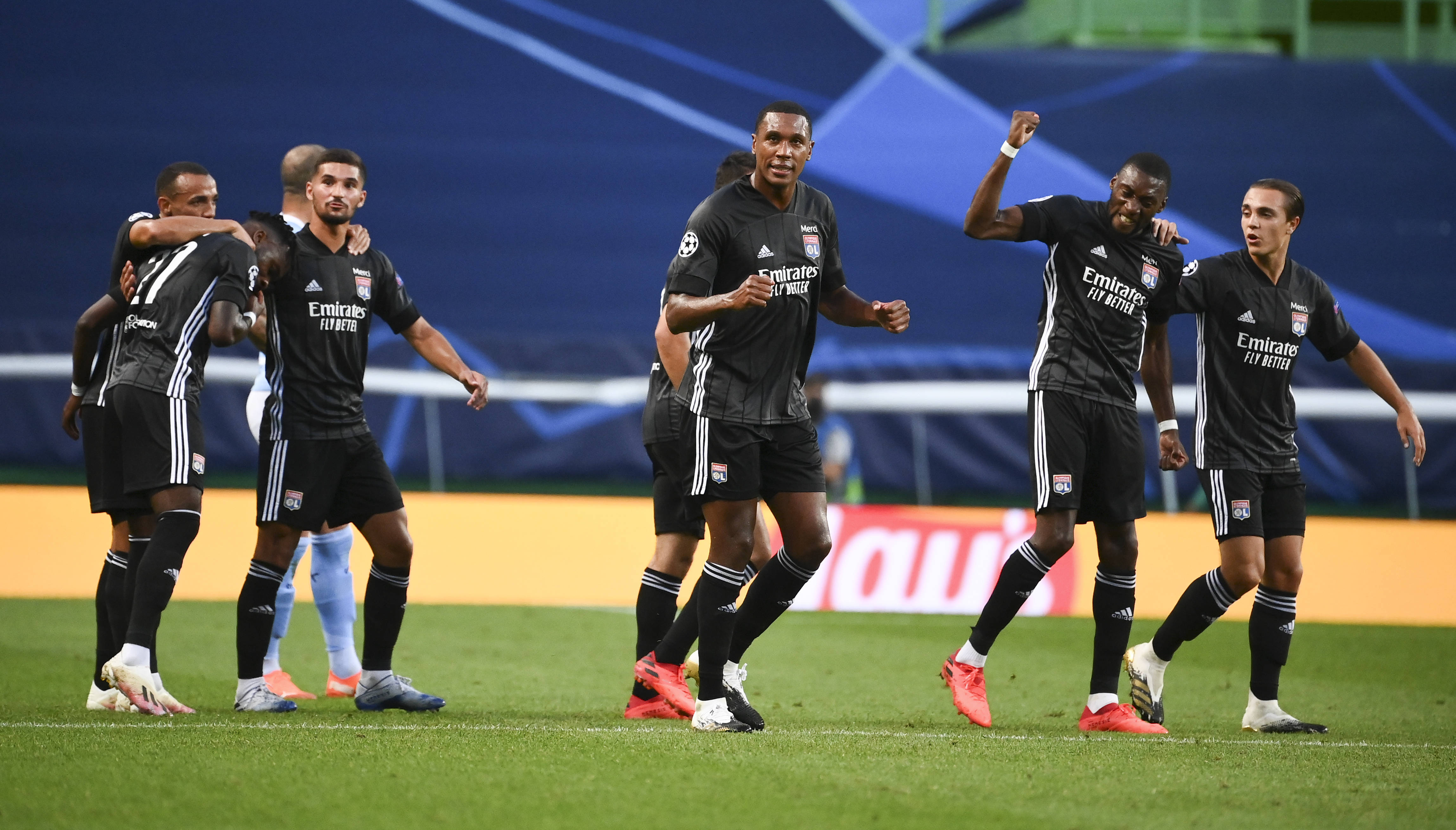 里尔防守成问题，连续两场比赛失分严重