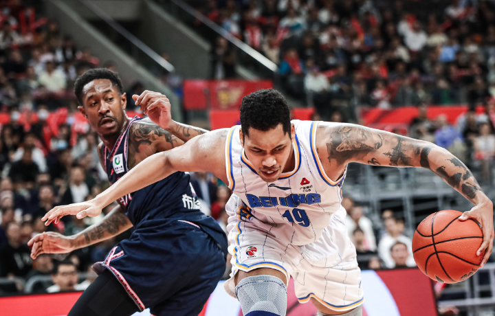 蒂尔主场告负，遭遇连败困境