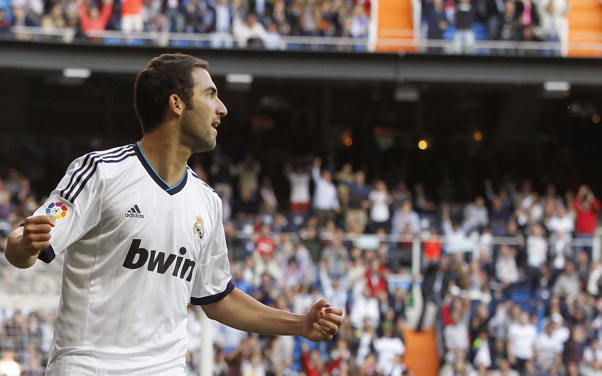 不只是胜利,威廉姆斯绝地反击与塞恩斯火热状态的赛季启示