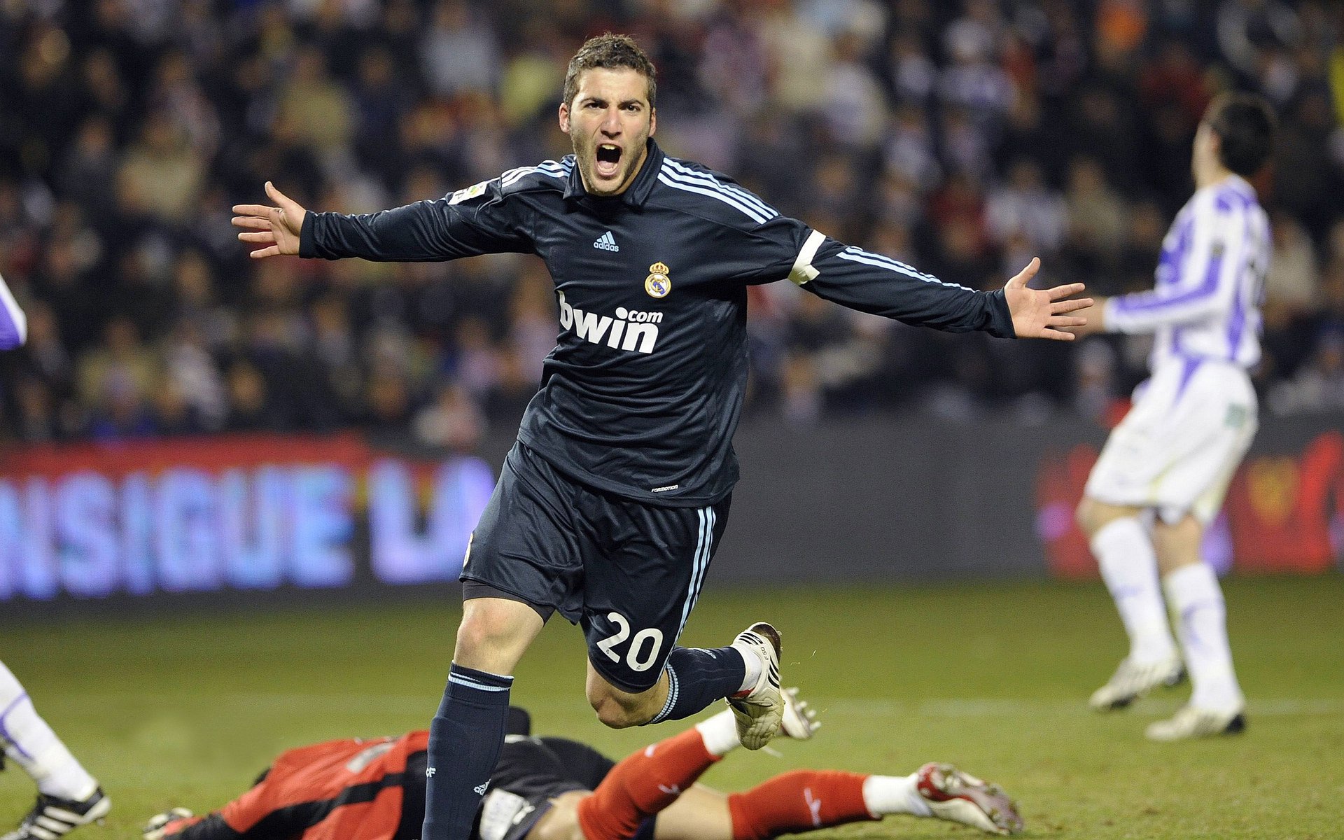 世界杯生死战,内马尔一锤定音,哥伦比亚绝境力克智利