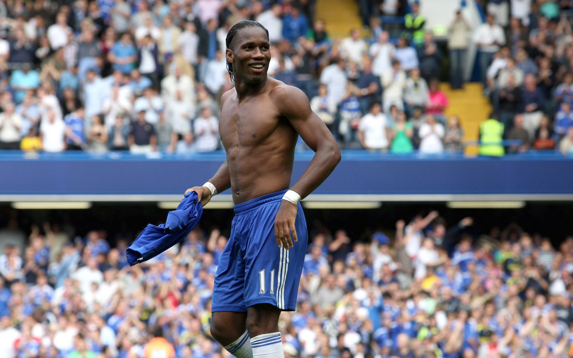 绝境中的唯一解,当逆转剧本在绿茵场与球台间重演